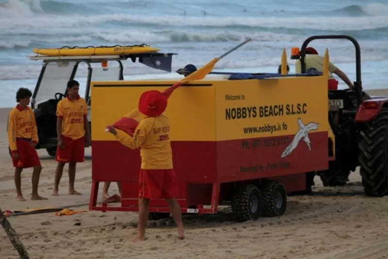 *** Hotel apartamentowy Spindrift On The Beach - Absolute Beachfront Mermaid Beach Australia
