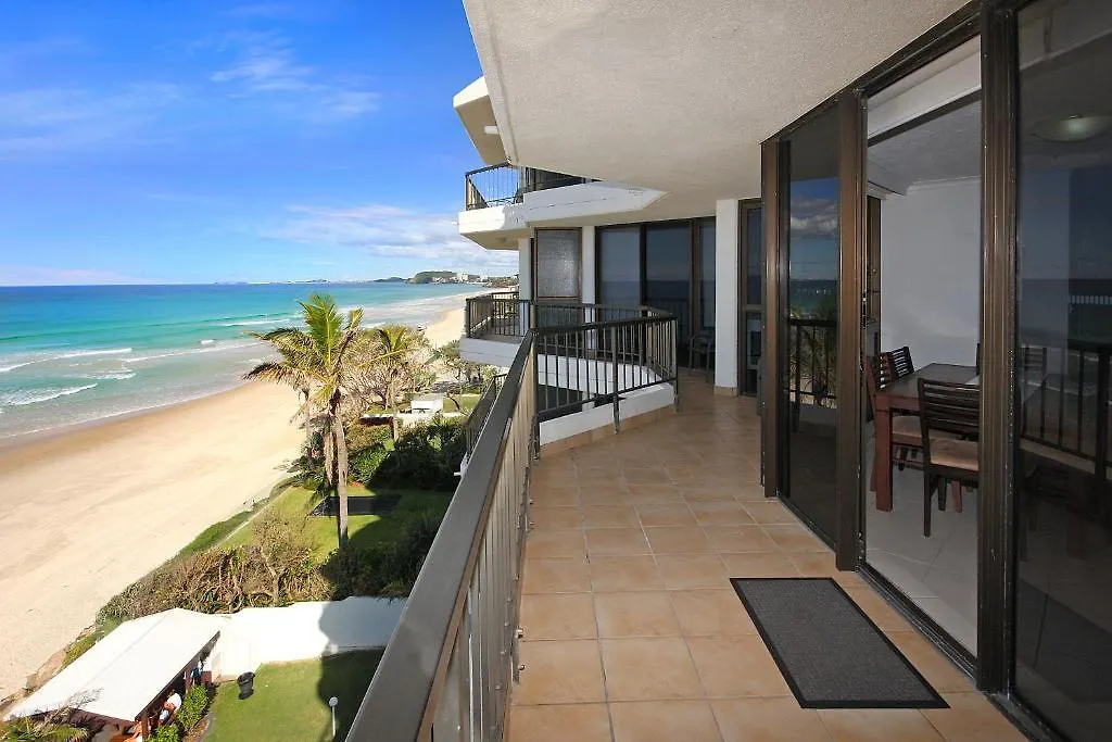 Aparthotel Spindrift On The Beach - Absolute Beachfront Mermaid Beach